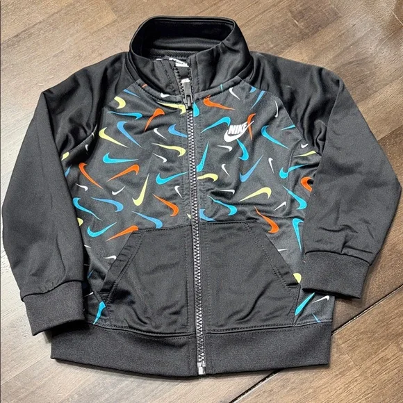 Nike Kids' Black Tracksuit with Vibrant Swooshes - Picture 2 of 7